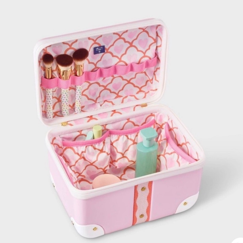Roller Rabbit Makeup Trunk NWT - image 2